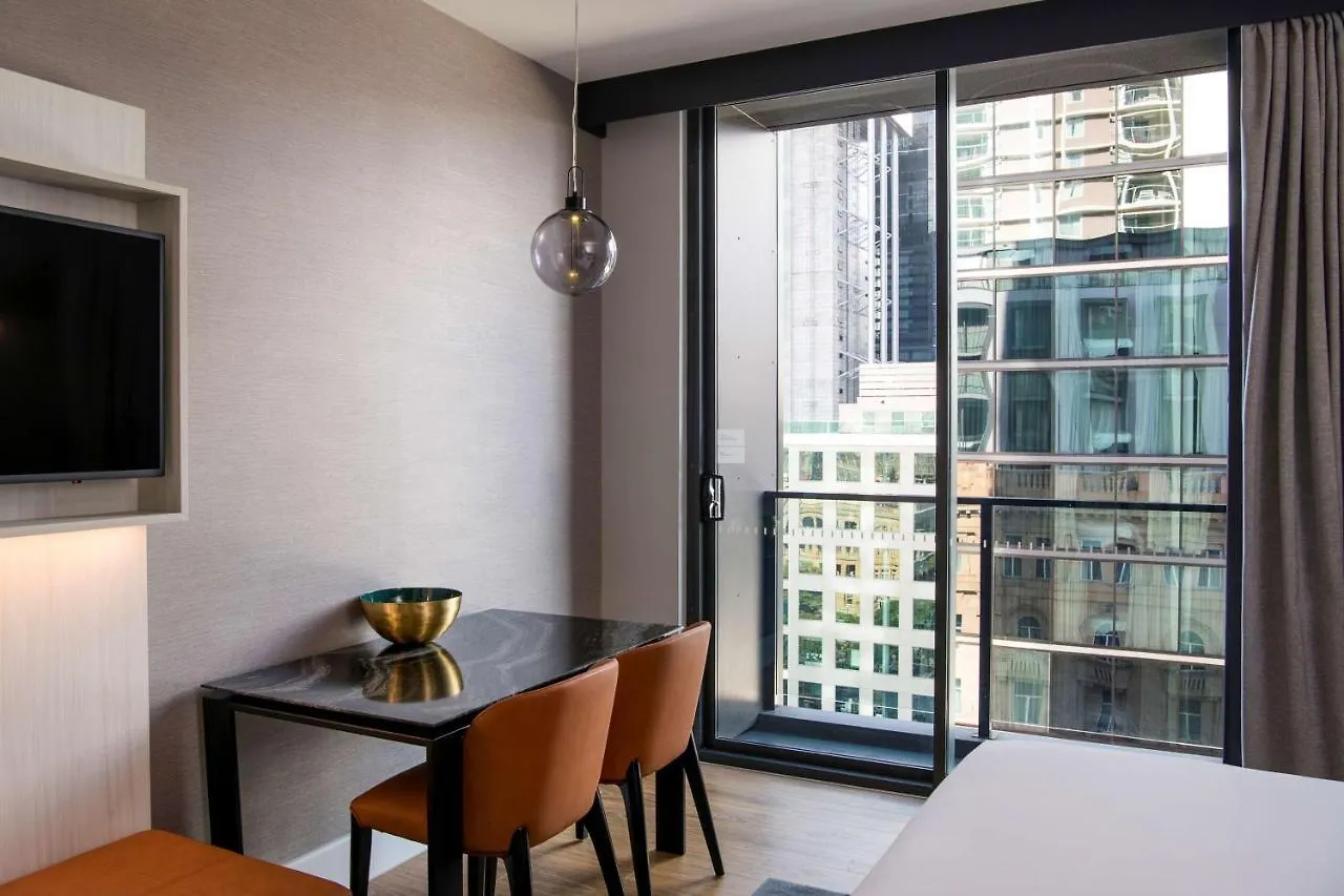 Adina Apartment Hotel Brisbane 4*,